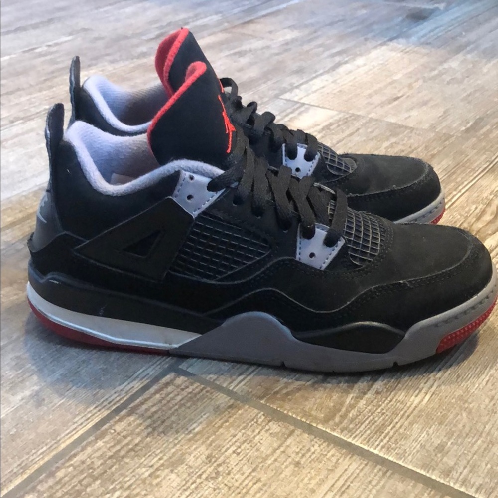 Authentic Nike Air Jordan 4